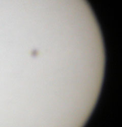 Photo d'une tache solaire le 30 juin 2006.