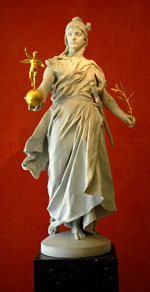 Statue à l'Assemblée Nationale