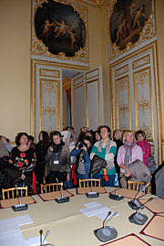 A l'Assemblée Nationale.